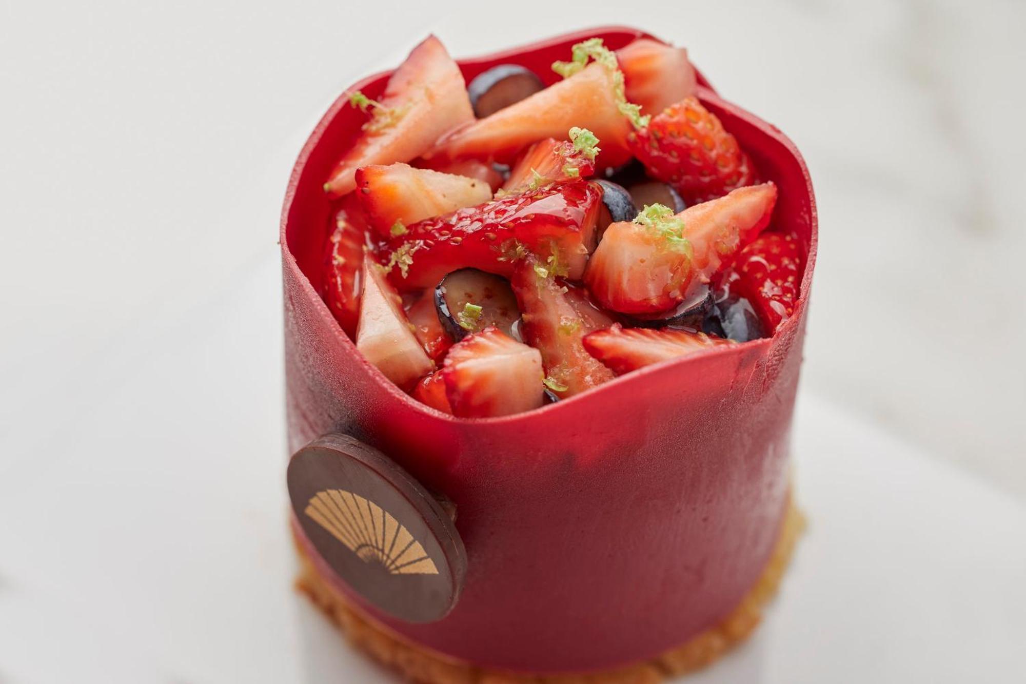 Отель Mandarin Oriental, Сантьяго Экстерьер фото A fruit tart