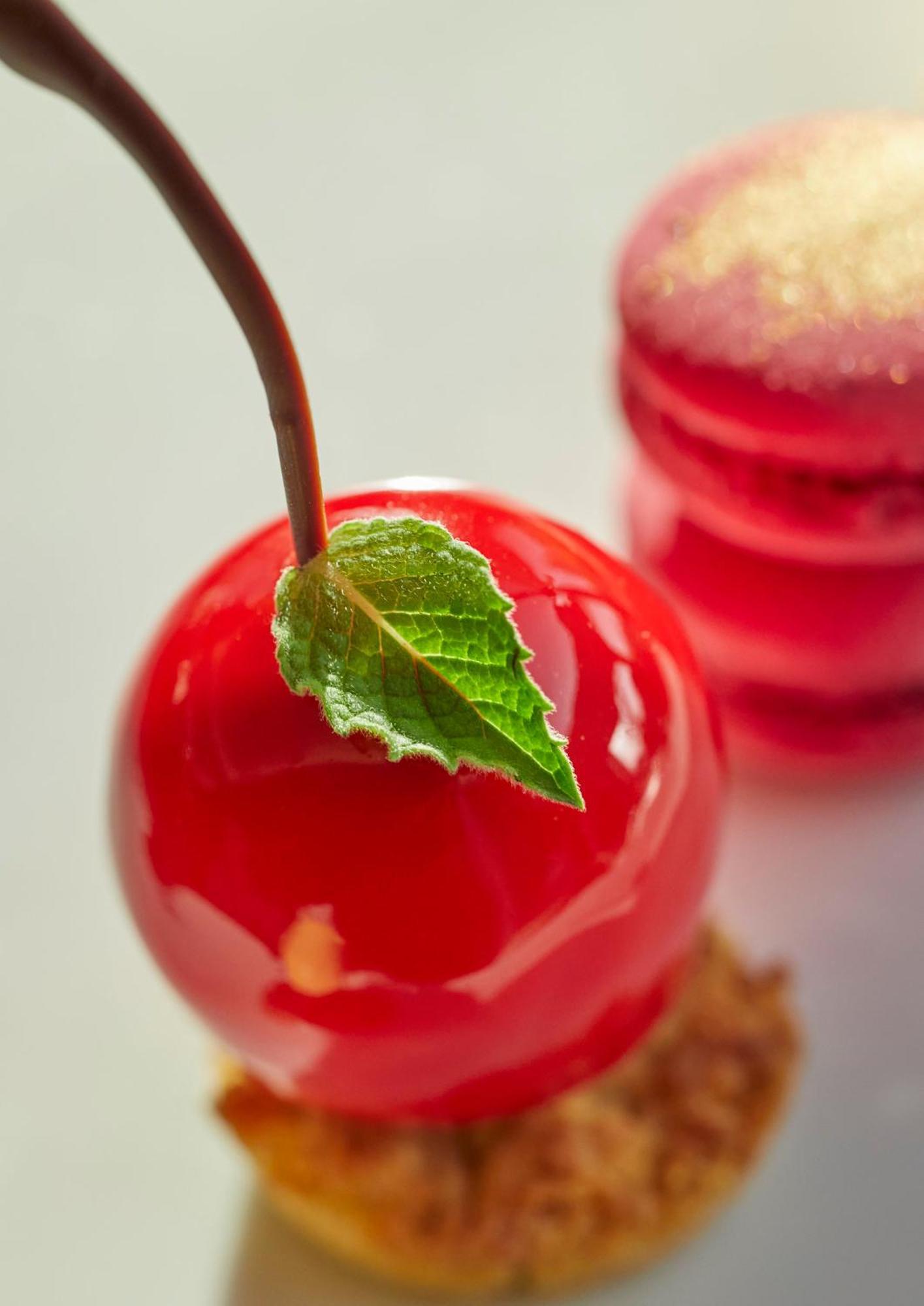Отель Mandarin Oriental, Сантьяго Экстерьер фото A maraschino cherry
