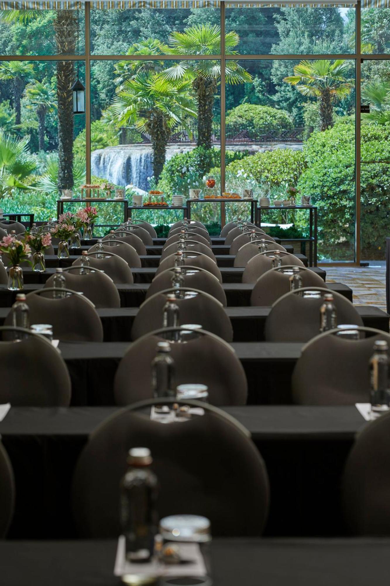 Отель Mandarin Oriental, Сантьяго Экстерьер фото The meeting room