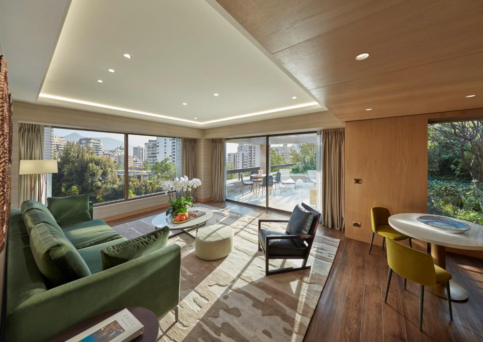 Отель Mandarin Oriental, Сантьяго Экстерьер фото
