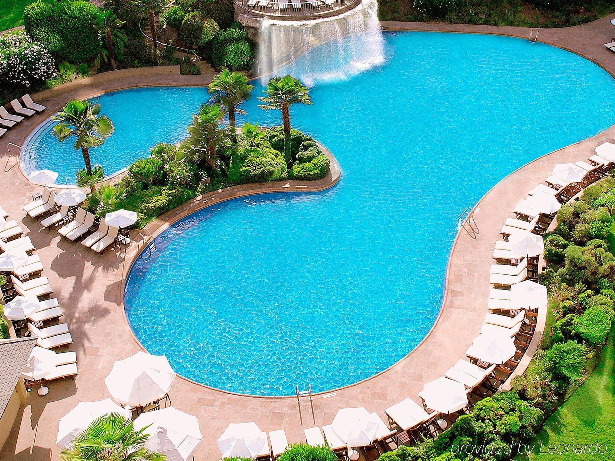 Отель Mandarin Oriental, Сантьяго Экстерьер фото The pool at the Westin Palace, Madrid